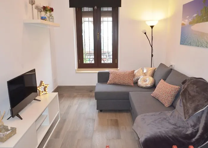 San Jacinto Apartament